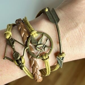 Hunger Games bracelet, adjustable length.
